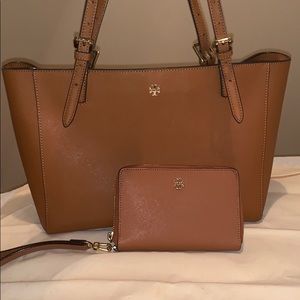 TORY BURCH EMERSON TOTE BAG